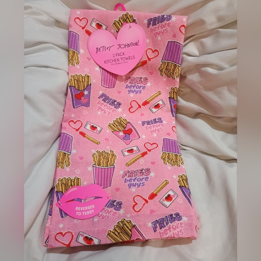 New Betsey Johnson Pink Fries Before Guys Kitchen Towels Set Of Two